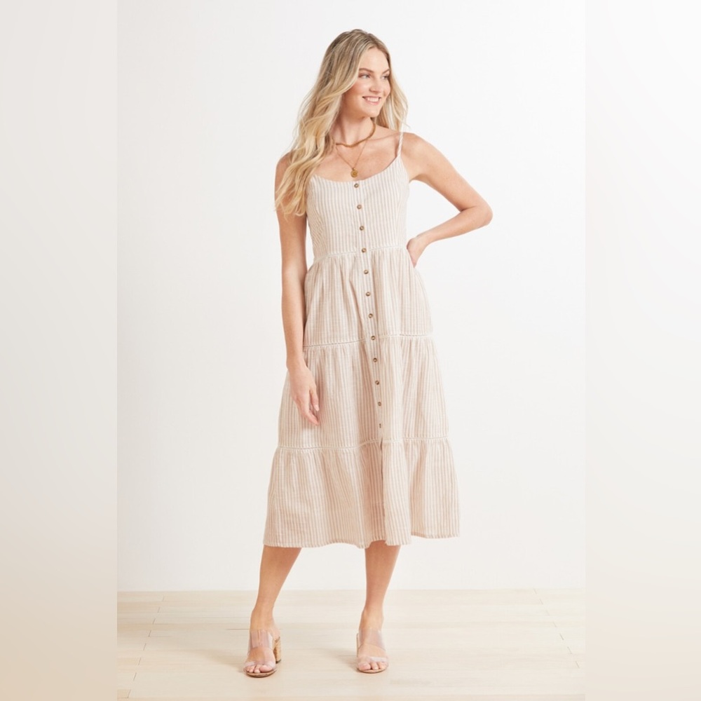 Evereve Sundry tiered sundress